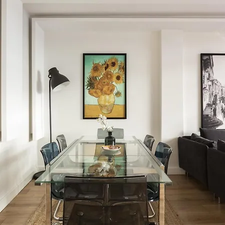 Chic, Cozy With Garden In Besiktas