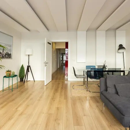 Chic, Cozy With Garden In Besiktas *