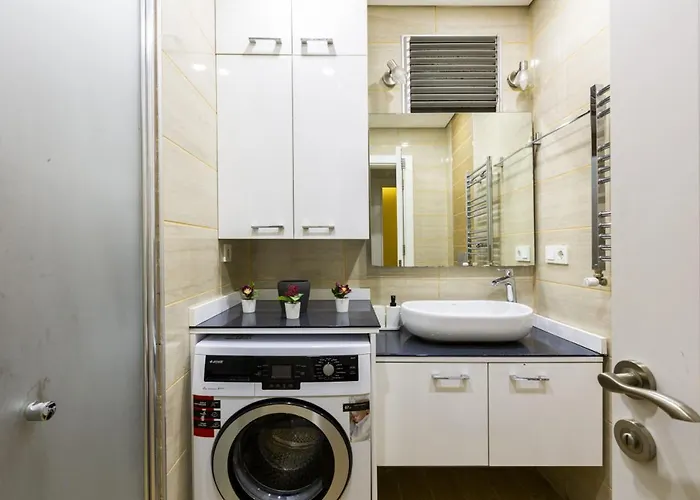 Chic, Cozy With Garden In Besiktas *